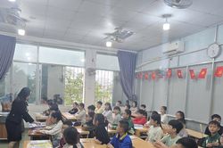 Tréo ngoe cảnh 'ở trọ' của những ngôi trường tại phường Thành Vinh