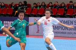 Futsal nữ Việt Nam dẫn 4-0 Indonesia sau 12 phút