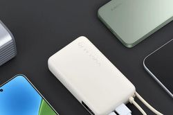 Xiaomi ra mắt sạc dự phòng 67W: Nhỏ gọn, tích hợp cáp sạc