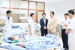 GS Nguyễn Quang Tuấn sẽ hỗ trợ chuyên môn tại một bệnh viện Hà Nội