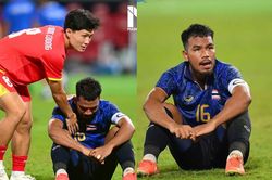 Thất vọng vì tuột HCV SEA Games sau 120 phút, cầu thủ Thái Lan được tiền vệ U22 Việt Nam an ủi