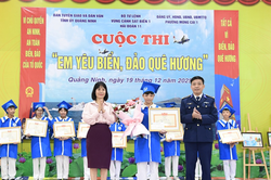 Hải đoàn 11 tổ chức cuộc thi 'Em yêu biển đảo quê hương' tại phường Móng Cái (Quảng Ninh)