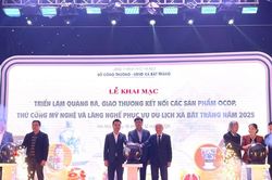Hà Nội khai mạc triển lãm kết nối sản phẩm OCOP, thủ công mỹ nghệ phục vụ du lịch