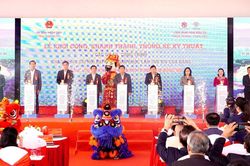 Quảng Trị đồng loạt khởi công dự án nhà ở xã hội và điện gió, tạo động lực phát triển bền vững