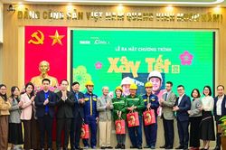 'Xây Tết 2026' trao hơn 30.000 phần quà cho công nhân trên cả nước