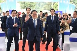 Khởi công 5 nhà ga Dự án tuyến đường sắt Lào Cai - Hà Nội - Hải Phòng