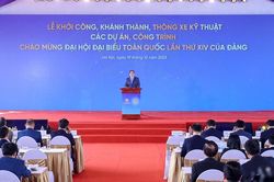 Thủ tướng: Phát triển hạ tầng là nền tảng cho tăng trưởng nhanh và bền vững