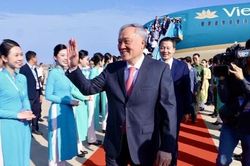 Chuyến bay chở khách đầu tiên hạ cánh thành công xuống Sân bay Long Thành