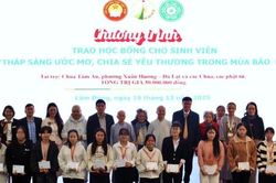 Hội Khuyến học Lâm Đồng trao 119 suất học bổng cho sinh viên Trường Đại học Đà Lạt