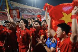 Tin nóng bóng đá Việt hôm nay 21/12: Chốt kênh phát sóng trực tiếp VCK U23 châu Á 2026; Futsal U19 Việt Nam dự giải Đông Nam Á
