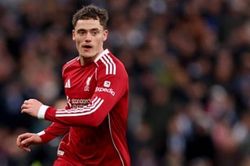 Florian Wirtz rực sáng giúp Liverpool hạ Tottenham 2-1