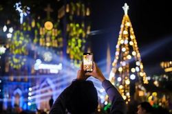 Không khí lạnh gây mưa dịp Noel