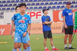 HLV Kim Sang Sik bổ sung hai nhân tố mới cho vòng chung kết U23 châu Á 2026
