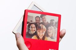 PicPak: Màn hình e-ink màu hiển thị tin tức với pin 400 ngày