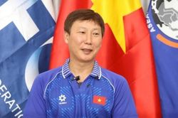 HLV Kim Sang-sik: Từ áp lực tột độ đến kỳ tích vô địch SEA Games 33