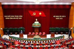 Thông báo Hội nghị lần thứ 15 Ban Chấp hành Trung ương Đảng khóa XIII