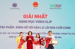 Trao giải Cuộc thi sáng tác sản phẩm truyền thông về không khói thuốc lá