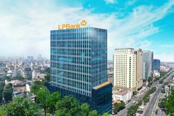 LPBank 'lột xác' thế nào dưới thời Bầu Thụy?