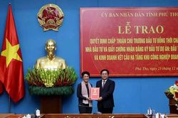 Trao Giấy chứng nhận đăng ký đầu tư cho Tập đoàn Amata