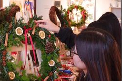Gen Z 'đổi gió' Noel