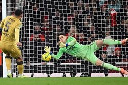 Kepa hóa người hùng, Arsenal vào bán kết Carabao Cup nghẹt thở