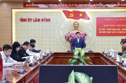 Công nghệ, chuyển đổi số - Đánh thức những vùng đất khó