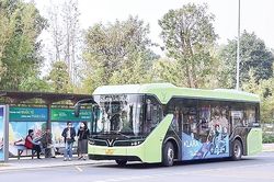 Hà Nội: Kỳ vọng cơ chế hấp dẫn để tháo gỡ vướng mắc cho việc xanh hóa xe buýt