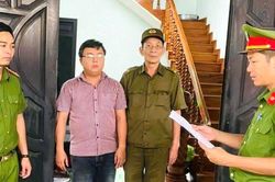 Khởi tố cửa hàng trưởng xăng dầu chiếm đoạt hơn 7,3 tỷ đồng để cá độ bóng đá