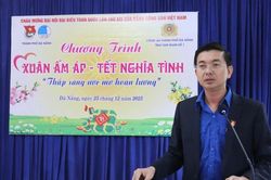 Ấm áp chương trình 'Thắp sáng ước mơ hoàn lương'