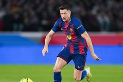 Robert Lewandowski và bước ngoặt vị thế tại Barcelona