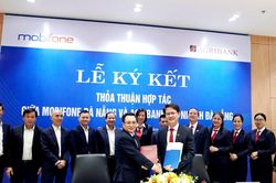 MobiFone và Agribank chi nhánh Đà Nẵng ký kết thỏa thuận hợp tác