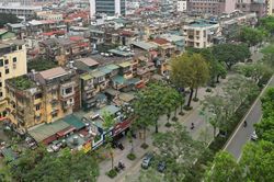 'Đường băng pháp lý' mới mở lối hồi sinh chung cư cũ Hà Nội