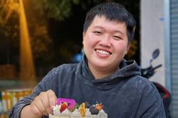 Mang bệnh của người trung niên, chàng trai tự thay đổi bản thân để sống thọ