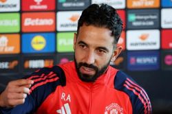Kế hoạch tháng 1 của Manchester United: Ruben Amorim ưu tiên gia cố tuyến giữa