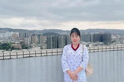 'Viết lại cuộc đời' bằng con đường xuất ngoại