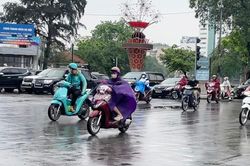 Dự báo thời tiết ngày 27/12: Cao nguyên Trung Bộ và Nam Bộ mưa dông về chiều tối