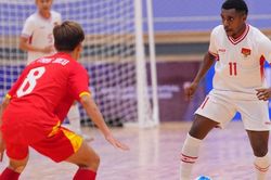 Tuyển trẻ Việt Nam thua Indonesia 3-7 ở bán kết giải futsal Đông Nam Á