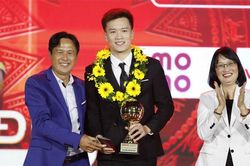 Hoàng Đức, Bích Thùy chiến thắng Quả bóng vàng Việt Nam 2025