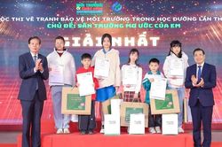 Trao giải cuộc thi vẽ tranh 'Sân trường mơ ước của em'