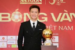 Nguyễn Hoàng Đức lập hat-trick Quả bóng Vàng Việt Nam 2025