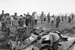 'Binh khí tập trung, hỏa lực tập trung' đánh B-52