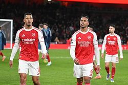 Arsenal và Man City: Cuộc đua vô địch giữa hai thái cực