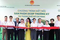 Khai mạc hội chợ OCOP đặc sản vùng miền và ẩm thực tại TP.HCM