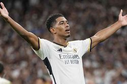 Chelsea đề xuất đổi Enzo Fernandez lấy Jude Bellingham