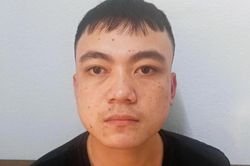 Đầu giường có 'ma'