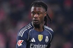 Liverpool chi 60 triệu bảng mua Camavinga, Man City bán Nathan Ake