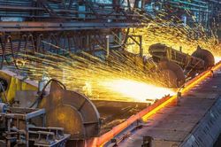 Giá thép hôm nay 29/12: Thế giới diễn biến trái chiều, giá nội địa đi ngang
