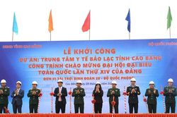Đại tướng Phan Văn Giang dự khởi công xây dựng Trung tâm Y tế Bảo Lạc, tỉnh Cao Bằng