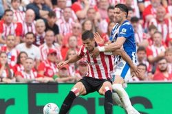Trung vệ tuyển Malaysia vướng án phạt FIFA khiến Deportivo Alaves khủng hoảng