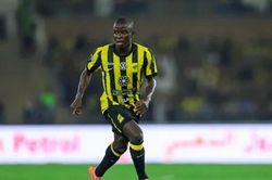 Man City được khuyên chiêu mộ N'Golo Kante để lật đổ Arsenal